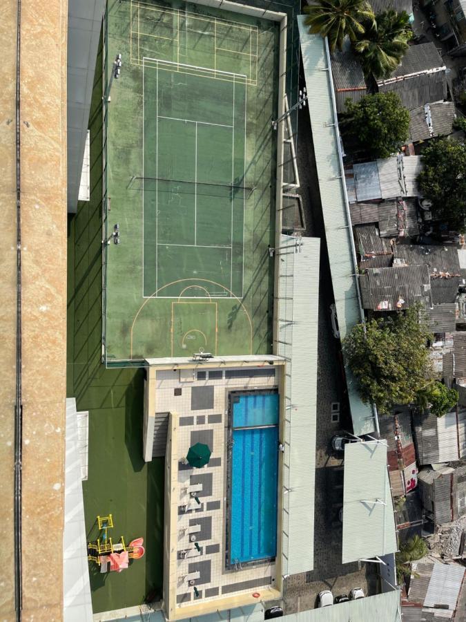 Atrium - Iconic Apartment スリ・ジャヤワルダナプラ・コッテ エクステリア 写真