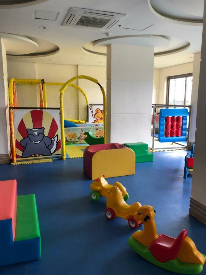 Atrium - Iconic Apartment スリ・ジャヤワルダナプラ・コッテ エクステリア 写真